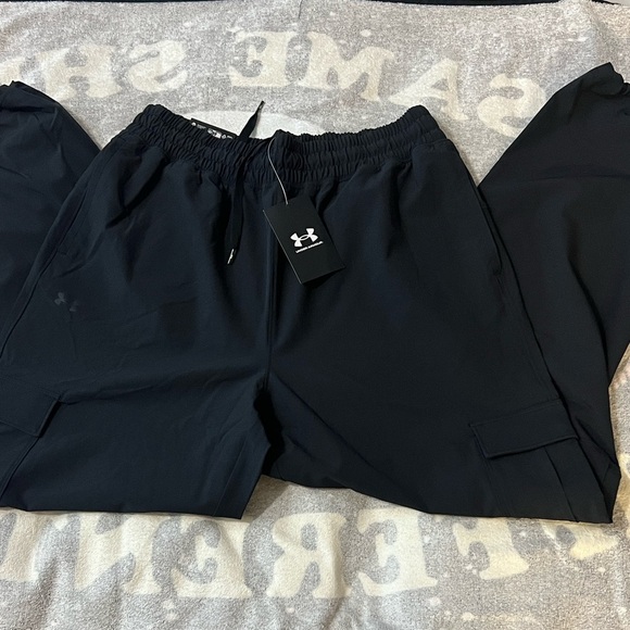 Under Armour Women's Rival Cargo Joggers - Picture 2 of 13